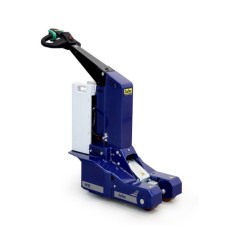 TRAINATORE ELETTRICO OPERATORE A TERRA  CON SOLLEVAMENTO LEVANTE M16