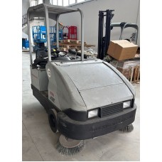 SPAZZATRICE A BATTERIA (nuova) UOMO A BORDO, AMERICAN LINCOLN pista da 120CM, completamente revisionata 