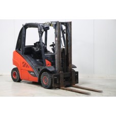 Carrello diesel da 2500kg LINDE H25D-02 del 2014 triplex 4700mm, ingombro 2200mm ore 2000