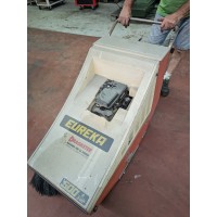 SPAZZATRICE USATA A BENZINA CON PISTA DA 500 mm, EUREKA