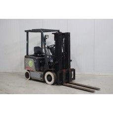 Carrello elettrico da 1500 kg TCM FB15-7 del 2012 triplex 4000mm ingombro 2000mm ore 1300 