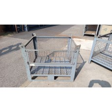 CESTE USATE-SEMINUOVE  IN FERRO CON SPORTELLO LATERALE E SLITTA DIM:100X80H86 TARA KG 53 COLORE GRIGIO 
