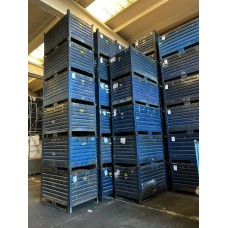 CONTENITORI USATI IN LAMIERA CON SLITTA DIM: 155x94x90